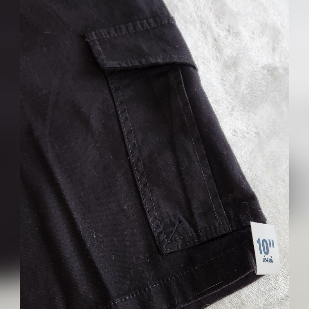 🩳George Men’s Black Cargo Shorts – Size 44 – 10” Inseam – NWT Above the Knee - Picture 4 of 16